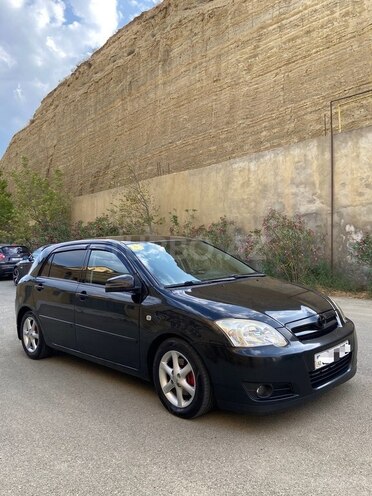 Toyota Corolla 2005, 300,000 km - 1.4 l - Bakı