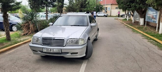 Mercedes C 200 1999, 487,699 km - 2.0 l - Ağcabədi