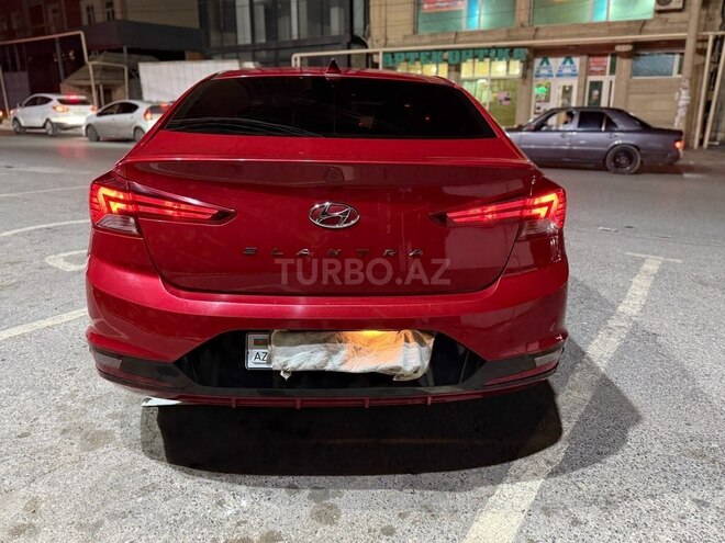 Hyundai Elantra 2018, 24,140 km - 2.0 л - Bakı