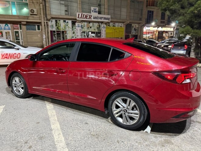 Hyundai Elantra 2018, 24,140 km - 2.0 л - Bakı