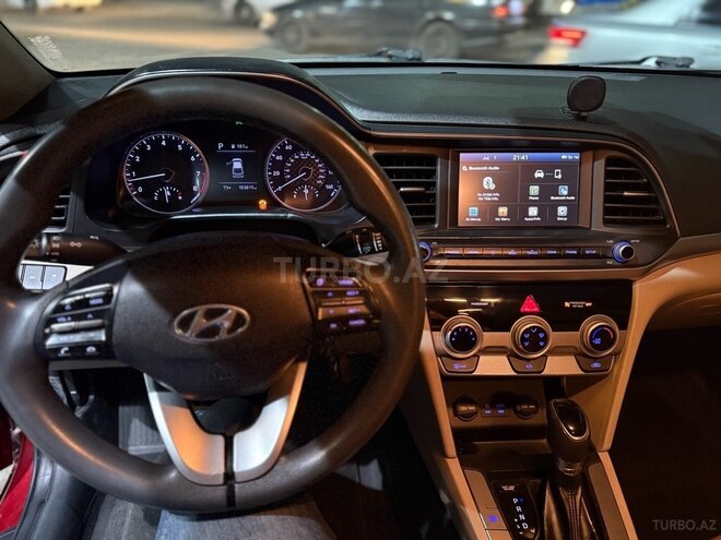Hyundai Elantra 2018, 24,140 km - 2.0 л - Bakı