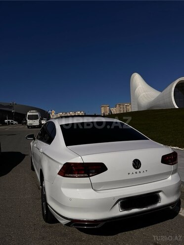 Volkswagen Passat 2021, 87,000 km - 1.4 l - Bakı