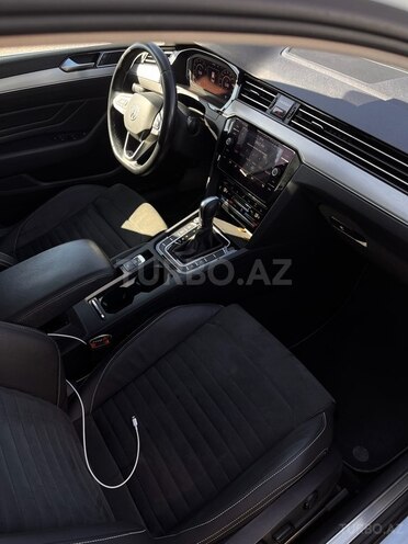 Volkswagen Passat 2021, 87,000 km - 1.4 l - Bakı