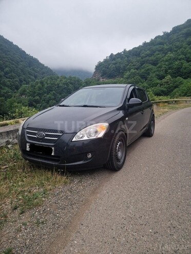 Kia Ceed 2007, 380,000 km - 1.6 l - Tovuz