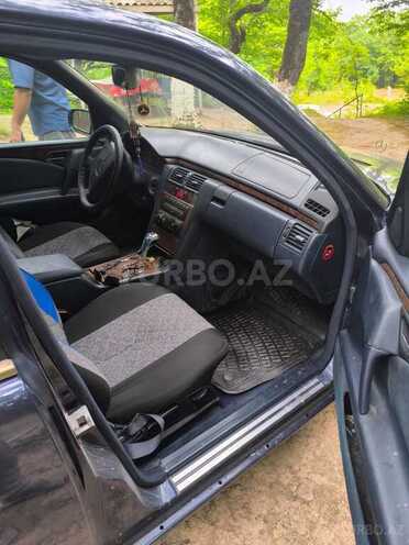 Mercedes E 220 d 1998, 311,000 km - 2.2 l - Bakı