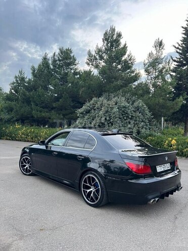 BMW 530 2005, 239,496 km - 3.0 l - Sabirabad