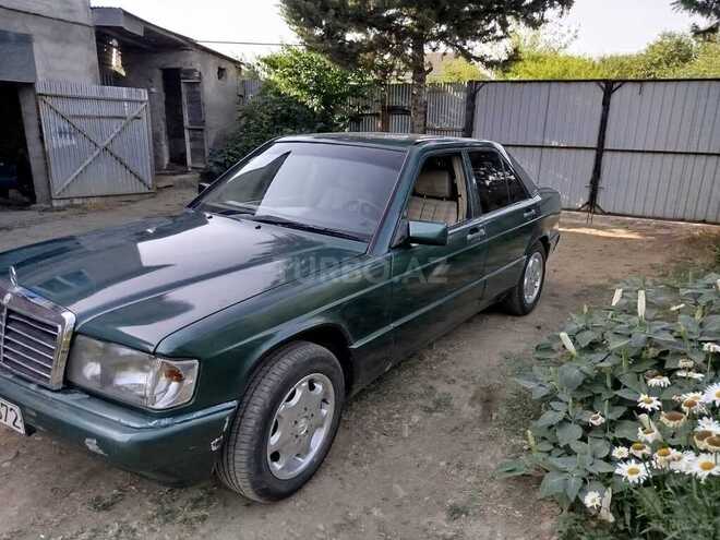 Mercedes 190 1990, 100,000 km - 2.0 л - Masallı
