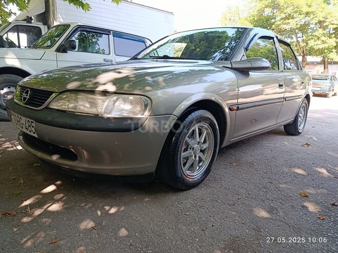 Opel Vectra 1996, 400,000 km - 1.6 l - Bakı