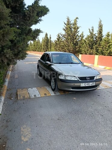 Opel Vectra 1996, 400,000 km - 1.6 l - Bakı