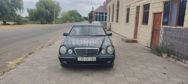 Mercedes E 240 1999, 347,000 km - 2.6 l - Ağdam