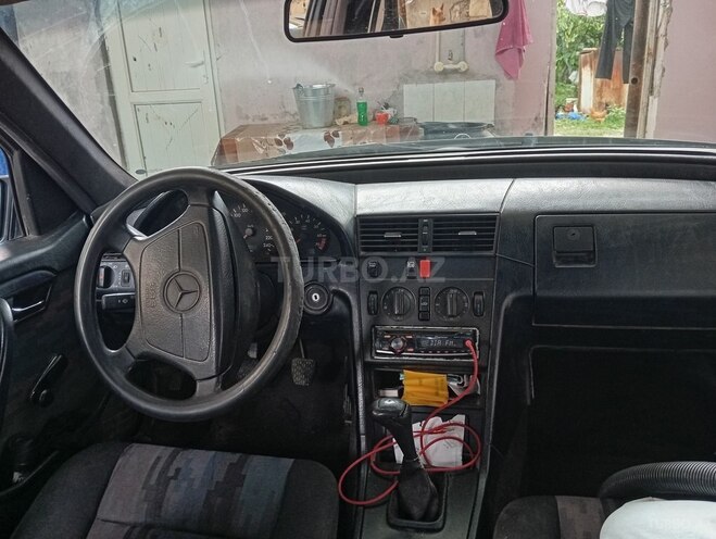 Mercedes C 180 1993, 160,000 km - 1.8 л - Gəncə