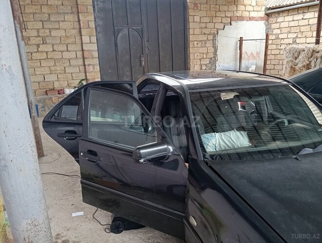 Mercedes C 180 1993, 160,000 km - 1.8 л - Gəncə
