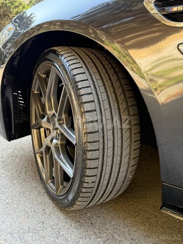BMW 520-11