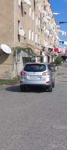 Hyundai Santa Fe 2011, 265,385 km - 2.0 l - Quba