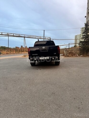 Nissan Navara 2012, 265,000 km - 2.5 l - Bakı