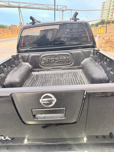 Nissan Navara 2012, 265,000 km - 2.5 l - Bakı