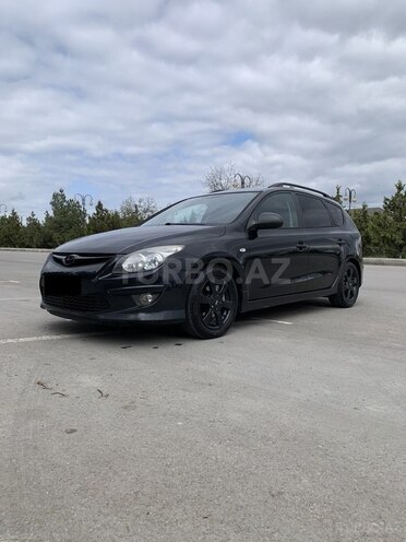 Hyundai i30 2011, 267,000 km - 1.6 l - Quba