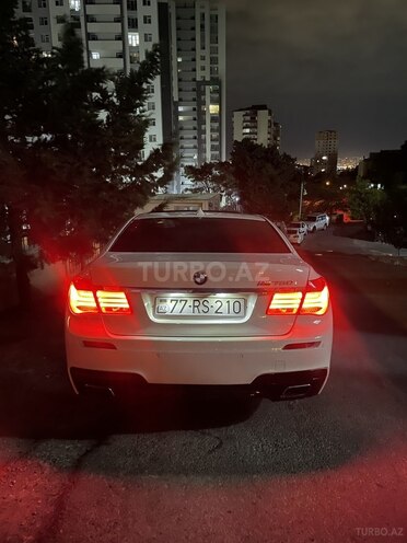 BMW 740 2011, 311,000 km - 3.0 л - Bakı