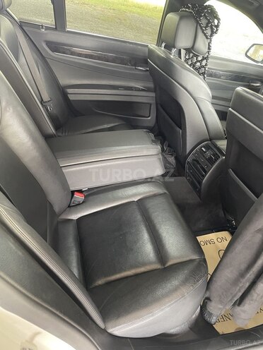 BMW 740 2011, 311,000 km - 3.0 л - Bakı