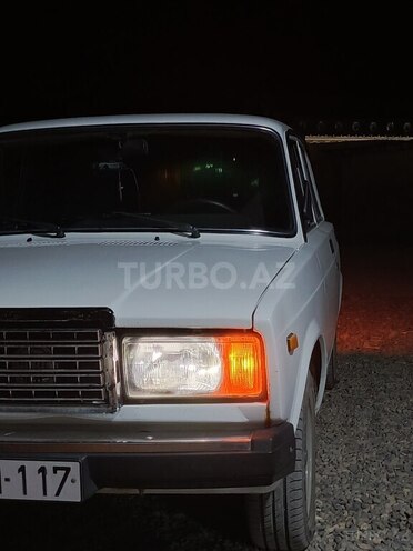 LADA (VAZ) 2107 2004, 95,000 km - 1.6 л - Şirvan