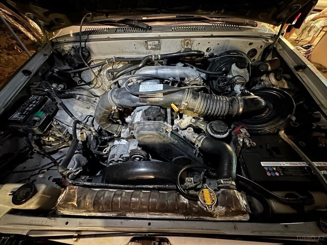 Toyota Hilux Surf 1994, 460,000 km - 3.0 l - Bakı