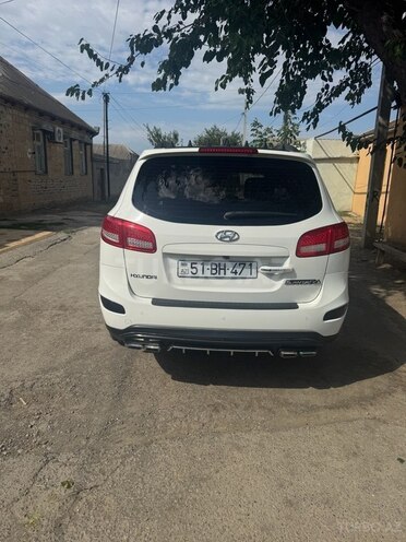 Hyundai Santa Fe-3
