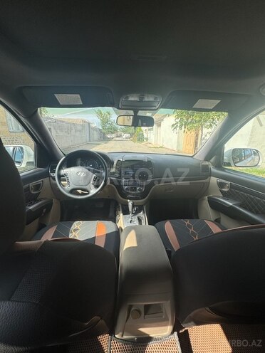 Hyundai Santa Fe-4