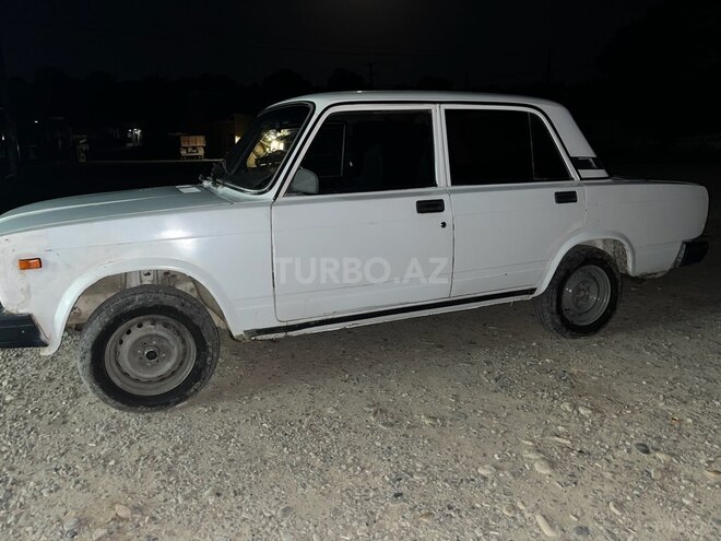 LADA (VAZ) 2107 2009, 18,100 km - 1.6 l - Quba