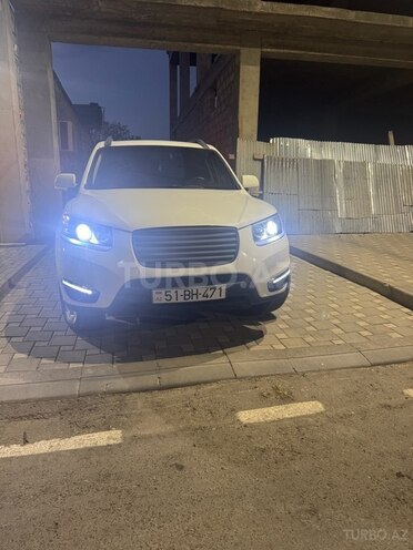 Hyundai Santa Fe-5