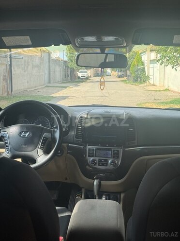 Hyundai Santa Fe-16