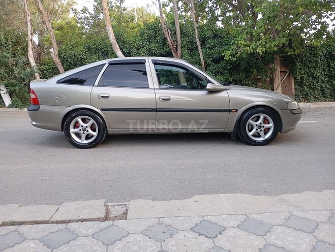 Opel Vectra 1996, 679,795 km - 2.0 l - Sumqayıt