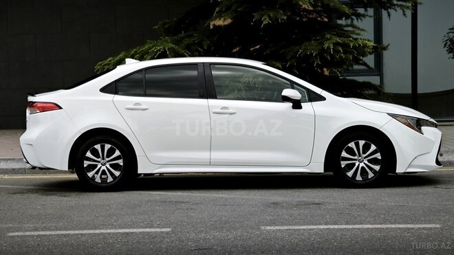 Toyota Corolla 2022, 105,000 km - 1.8 l - Bakı