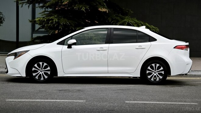 Toyota Corolla 2022, 105,000 km - 1.8 l - Bakı
