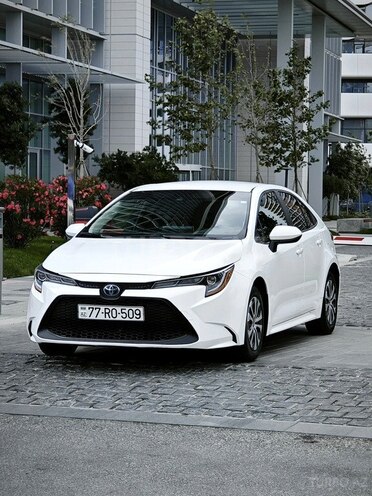 Toyota Corolla 2022, 105,000 km - 1.8 l - Bakı