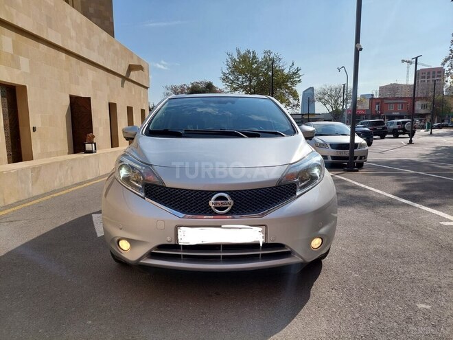 Nissan Note-1