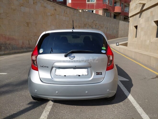 Nissan Note-2