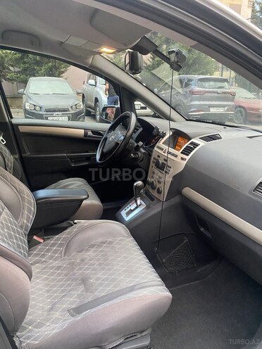 Opel Zafira 2008, 378,000 km - 1.9 l - Bakı