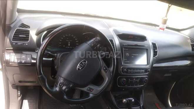 Kia Sorento 2013, 300,000 km - 2.0 l - Quba