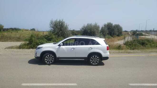 Kia Sorento 2013, 300,000 km - 2.0 l - Quba