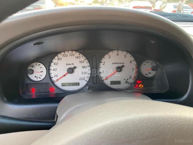 Nissan Sunny-10