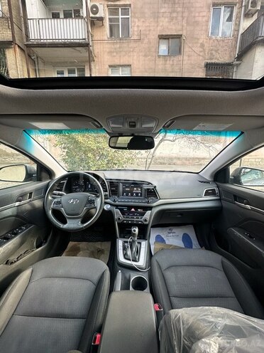 Hyundai Elantra 2017, 150,000 km - 2.0 л - Bakı