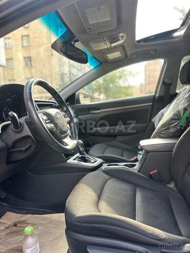 Hyundai Elantra 2017, 150,000 km - 2.0 л - Bakı