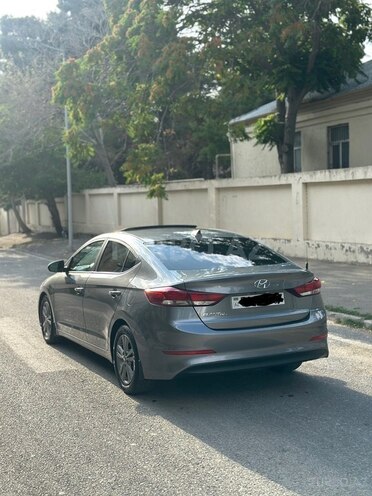 Hyundai Elantra 2017, 150,000 km - 2.0 л - Bakı