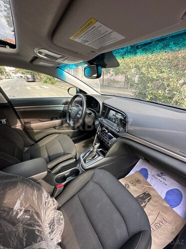 Hyundai Elantra 2017, 150,000 km - 2.0 л - Bakı