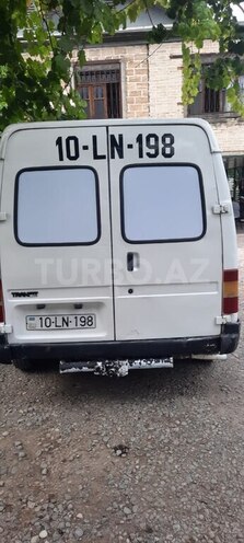 Ford Transit-4