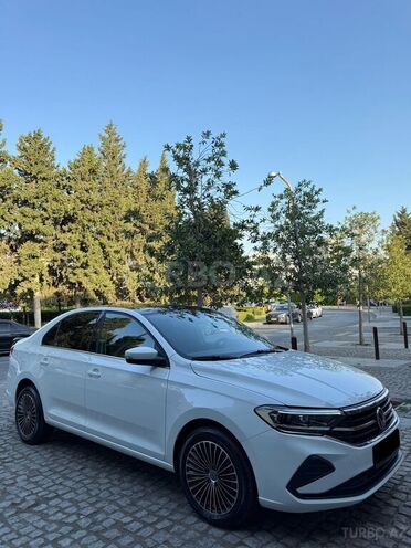 Volkswagen Polo 2021, 65,000 km - 1.6 л - Bakı