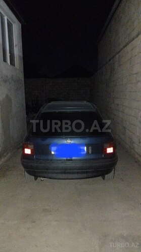 Opel Astra 1994, 350,000 km - 1.6 l - Sumqayıt