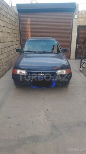 Opel Astra 1994, 350,000 km - 1.6 l - Sumqayıt