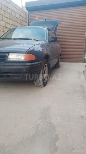 Opel Astra 1994, 350,000 km - 1.6 l - Sumqayıt