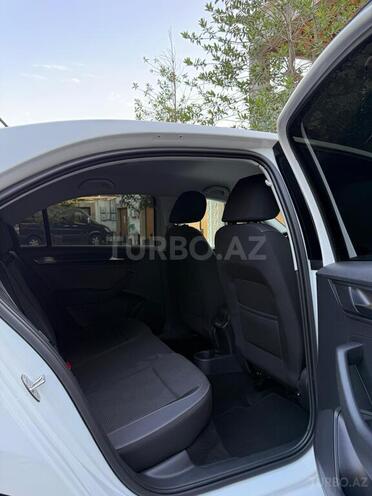 Volkswagen Polo 2021, 65,000 km - 1.6 л - Bakı